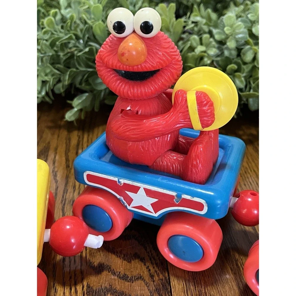 Vintage Fisher-Price Sesame Street Pull Toy Train Big Bird Elmo Ernie READ